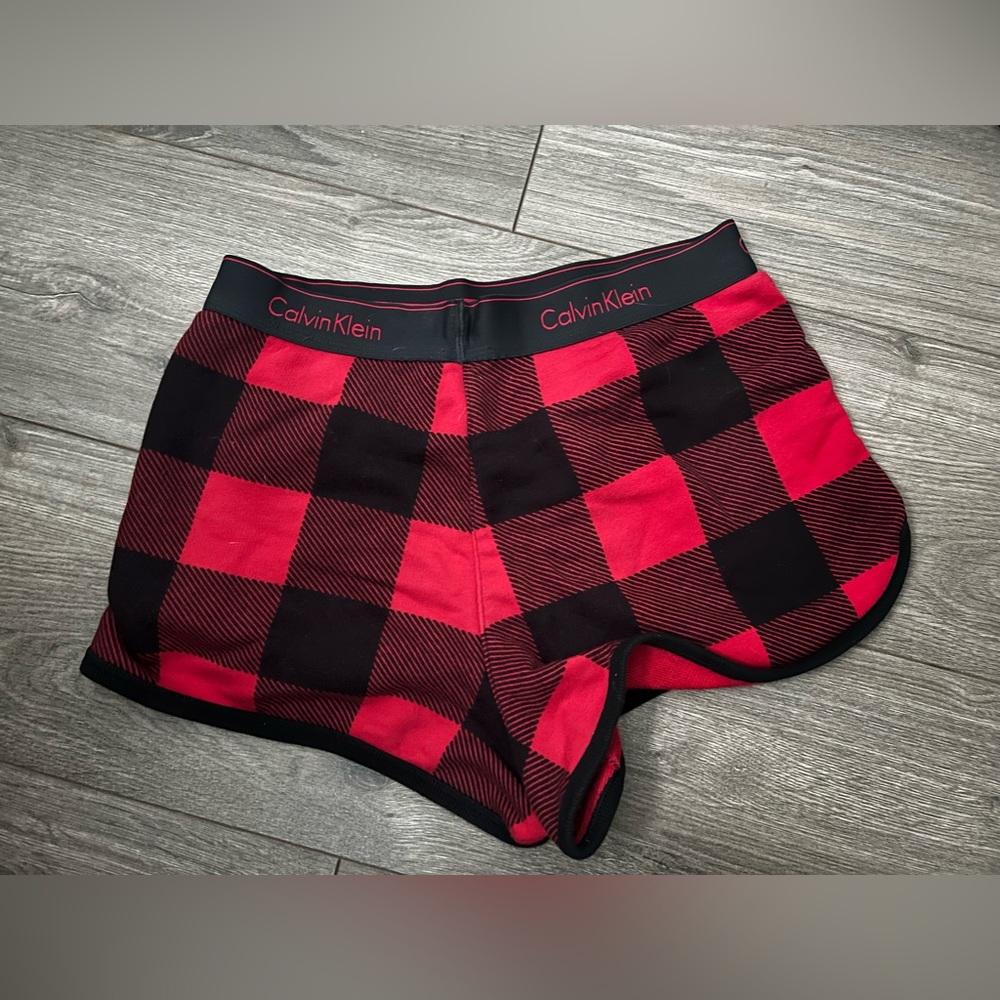 Calvin Klein sleep shorts. Size medium.
